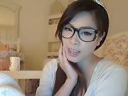 Korean Glasses garota On Webcam