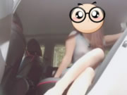 Selfie menina asiática no carro