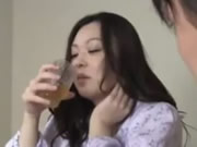 Bebida de mãe japonesa para a paixão